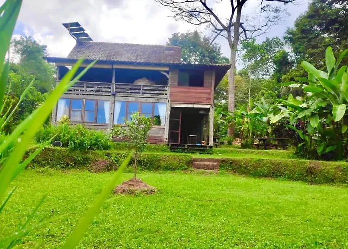 Joglo River Pure Nature Ferienhaus *